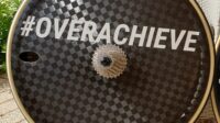 Overachieve dicht achterwiel