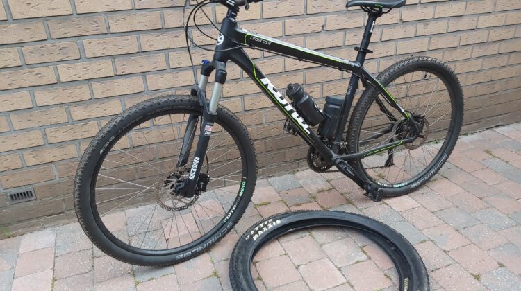 VERKOCHT : Mountain bike Kona – Prijs : 690€ – Perfecte staat !!! Nieuwprijs 1299€