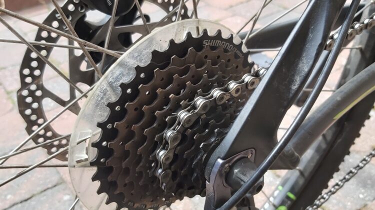 VERKOCHT : Mountain bike Kona – Prijs : 690€ – Perfecte staat !!! Nieuwprijs 1299€