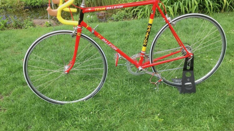 Prachtig gerestaureerde old timer racefiets