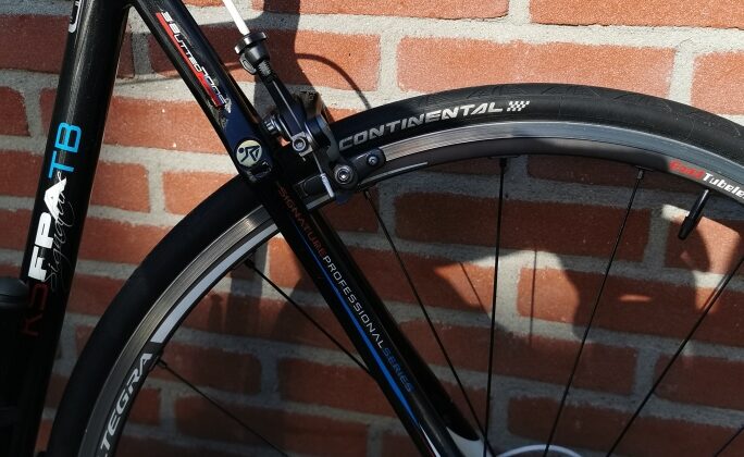 snelle en lichte koga race hybride volledige afgemonteerd met shimano ultegra