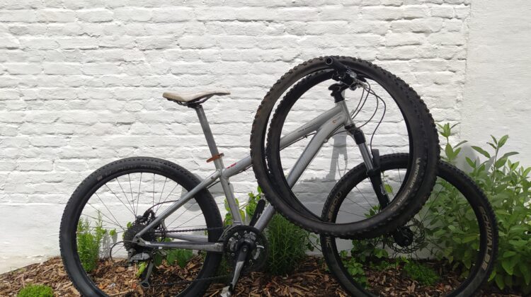 Specialized rockhopper 26 inch