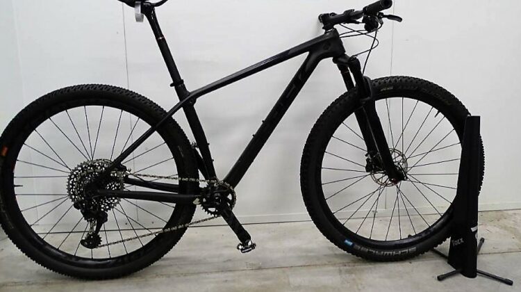 TREK – PROCALIBER 9.9 SL – MATTE BLACK – 2019