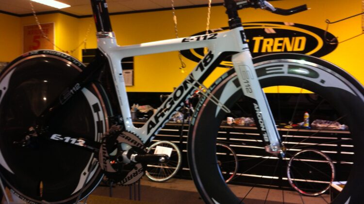 Set HED wielen 6cm carbon velghoogte 10 speed ultegra Shimano no tubes