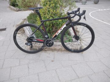 Aero racer met Sram Force Axs eTap