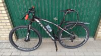 Mountainbike nieuw + lichtjes + extra achter spatbord + slot + drinkbus