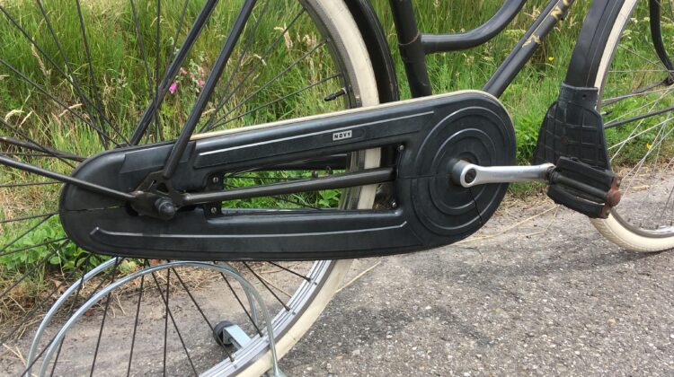 Volendamse Nova damesfiets 52