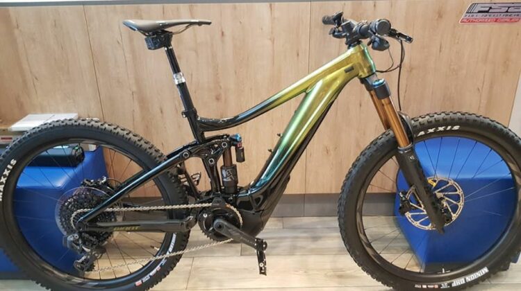2020 GIANT REIGN E+ 0 PRO