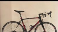 GIANT TCR ALUXX, Shimano 105 afgemonteerd