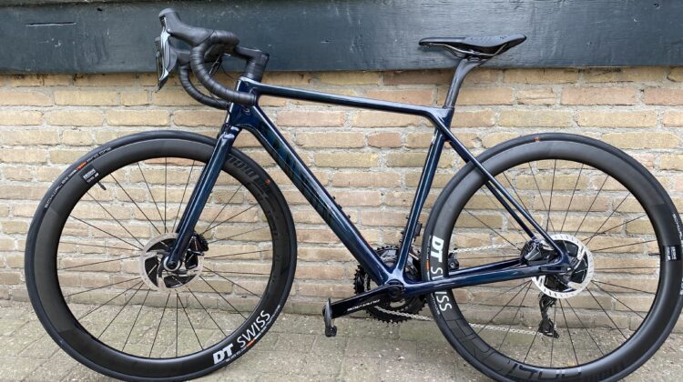 NIEUW: Canyon Ultimate CF SLX Disc 9.0 Di2