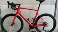Te koop BMC Roadmachine 02 TWO (6 maand oud)