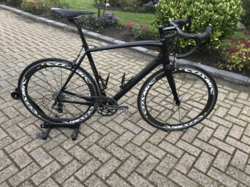 Specialized Tarmac Pro , 56 CM, 11 speed ,cosmic, carbon