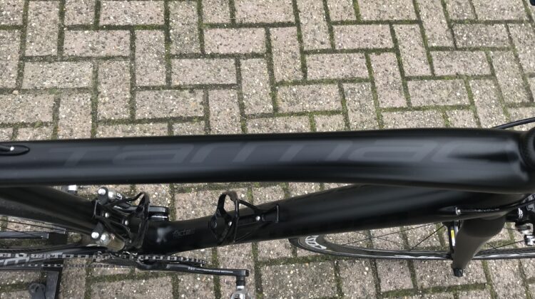 Specialized Tarmac Pro , 56 CM, 11 speed ,cosmic, carbon