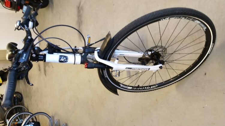 Witte Crossbike te koop met nieuwe onderdelen
