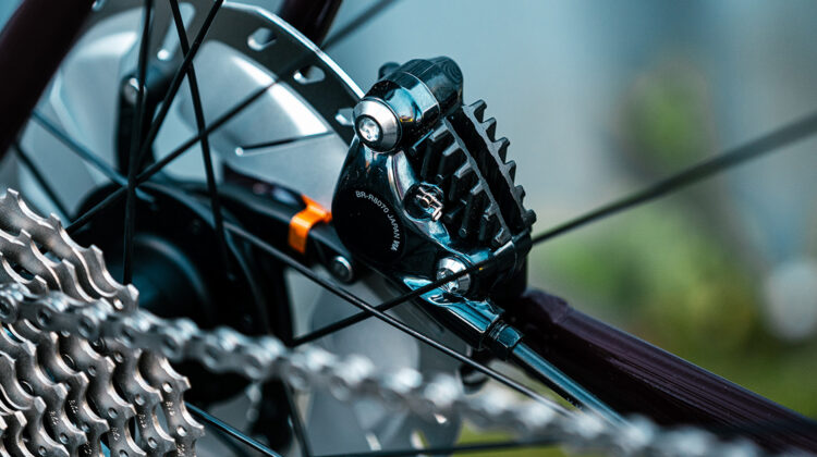 TREK EMONDA ALR 6 DISC ROAD BIKE 2021