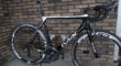Isaac Element racefiets met FFWD wielen en vermogensmeter