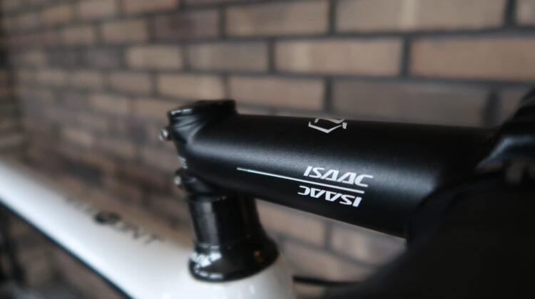 Isaac Element racefiets met FFWD wielen en vermogensmeter