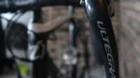 Isaac Element racefiets met FFWD wielen en vermogensmeter