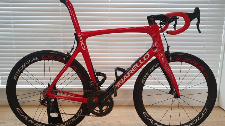 PINARELLO DOGMA F10 UITSTEKENDE STAAT EXCLUSIEVE AFMONTAGE