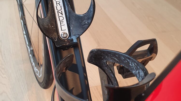 PINARELLO DOGMA F10 UITSTEKENDE STAAT EXCLUSIEVE AFMONTAGE