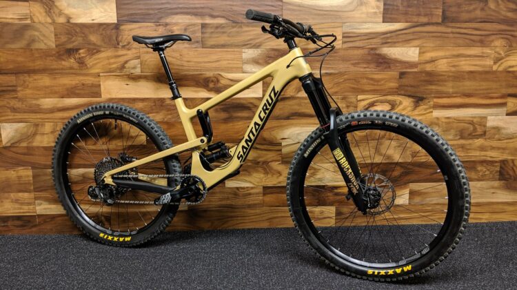 2018 SANTA CRUZ NOMAD CARBON C XE KIT