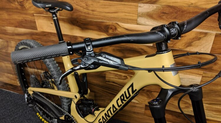 2018 SANTA CRUZ NOMAD CARBON C XE KIT