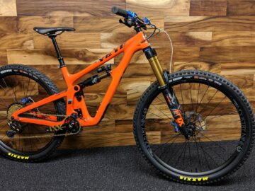 2019 YETI CYCLES SB150 CARBON 29