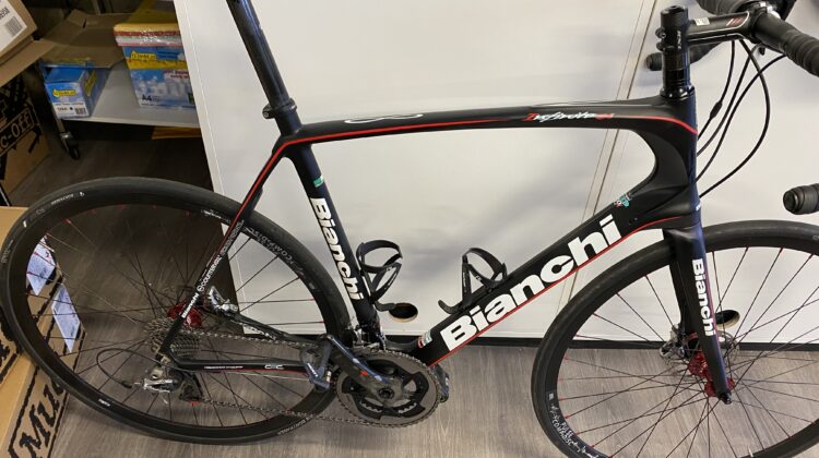 Bianchi Intenso Sram Red Disc Maat 58