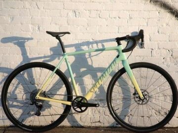 SPECIALIZED CRUX CYCLOCROSS BIKE 2021