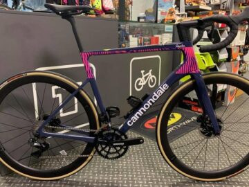 CANNONDALE SUPERSIX EVO HI-MOD DISC DURA-ACE DI2 DISC ROAD BIKE 2021