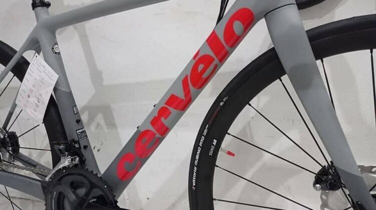 CERVELO R-SERIES ULTEGRA DISC ROAD BIKE 2021