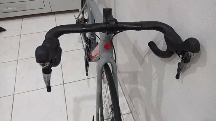 CERVELO R-SERIES ULTEGRA DISC ROAD BIKE 2021