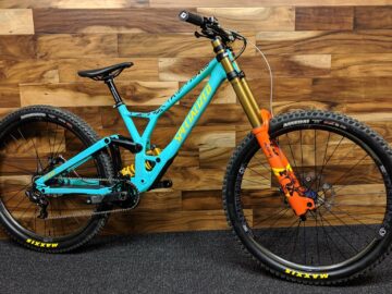 2020 SPECIALIZED DEMO 8 RACE 29