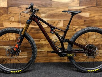 2020 SPECIALIZED STUMPJUMPER EVO CARBON