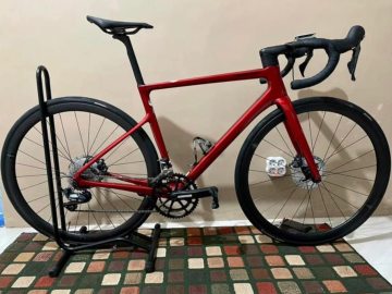 2021 CANNONDALE SUPERSIX EVO HI-MOD ULTEGRA DISC ROAD BIKE