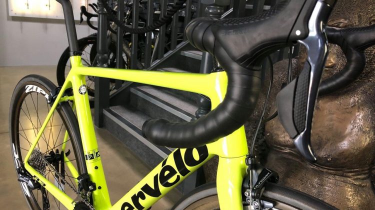 CERVELO R3 ULTEGRA DI2 DISC ROAD BIKE