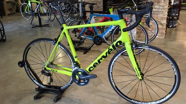 CERVELO R3 ULTEGRA DI2 DISC ROAD BIKE