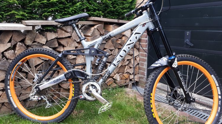 Kona Stab deluxe Downhill bike