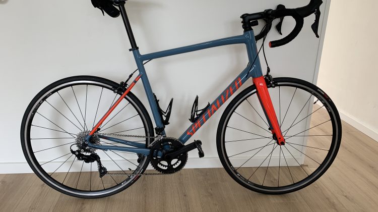 UNIEKE KANS: Specialized Allez Elite 2019 wielrenfiets