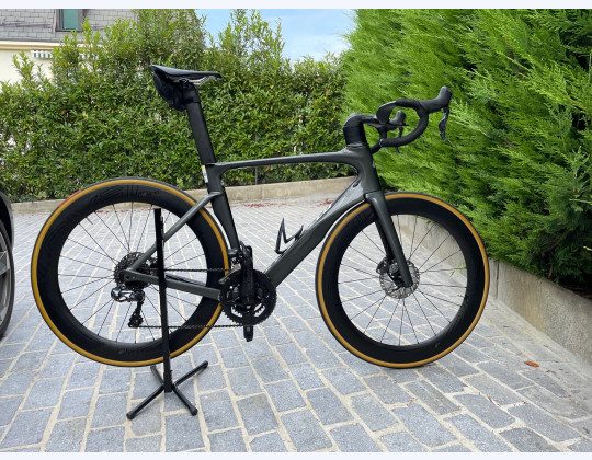 2017 SPECIALIZED Venge Vias Ultegra VeloScout