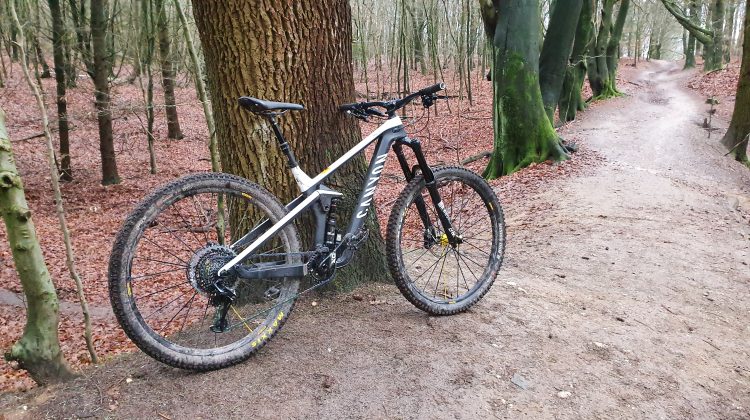Canyon Strive CF 9 Team 2019/2020 (Pro full spec) Nog met fabrieksgarantie!