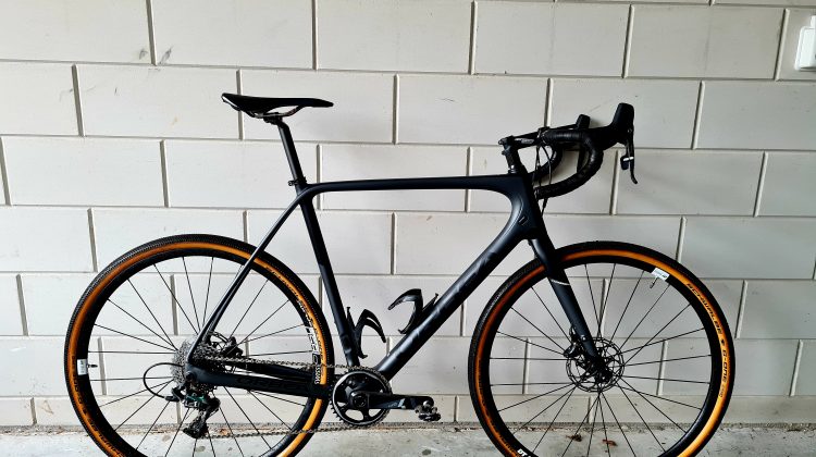Obea terra gravelbike 1900 km oud