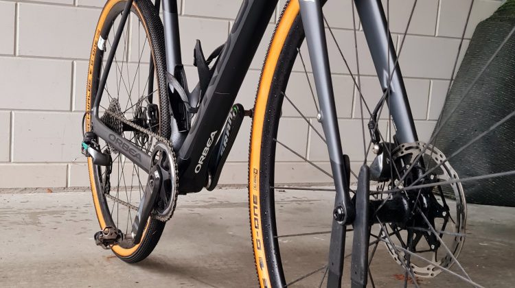 Obea terra gravelbike 1900 km oud