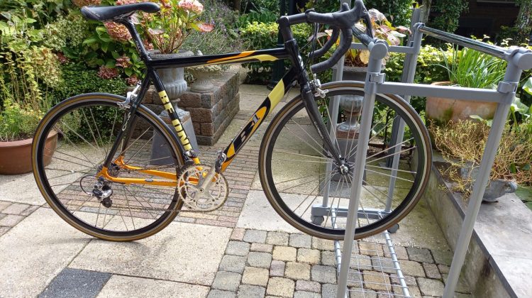 Te koop mooie Be one aluminium carbon Race fiets