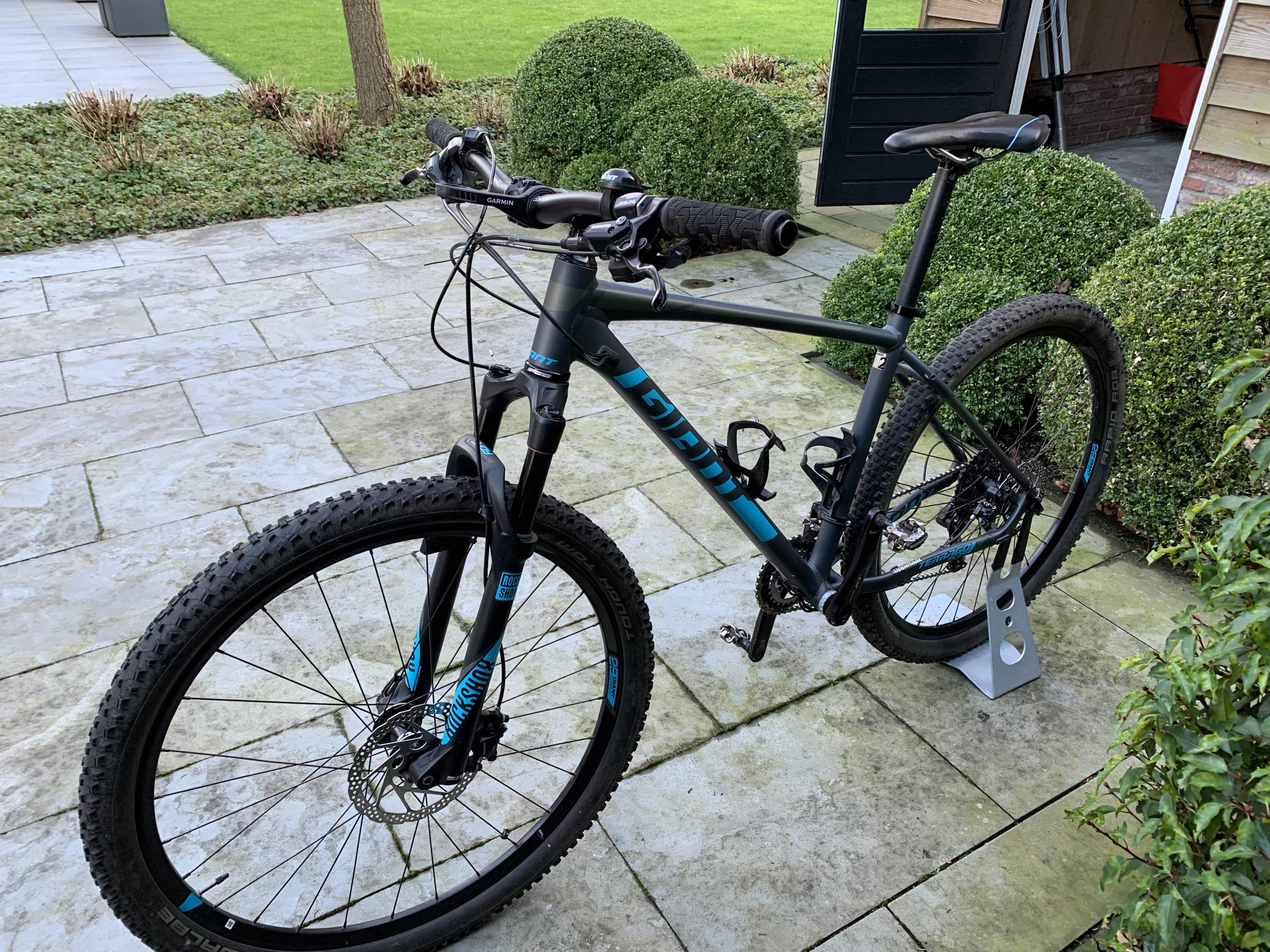 Giant terrago best sale 29er 2 ge