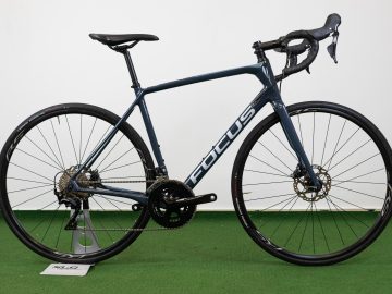 Tweedehands/Vernieuwd Racefiets Focus Paralane 8.8 2021