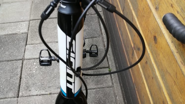 Te koop Giant Defy Advanced2-HRD Carbon maat L