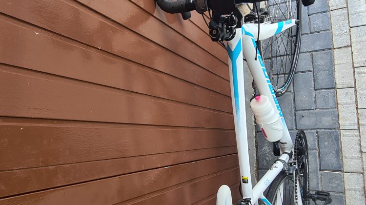 Merida Dames Racefiets inclusief helm, pedalen, zadeltas