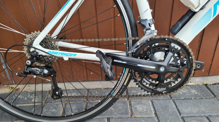 Merida Dames Racefiets inclusief helm, pedalen, zadeltas