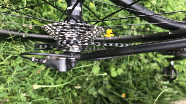 Racefiets Canyon full carbon. Maat XL (185-195cm). Kleur mat zwart
